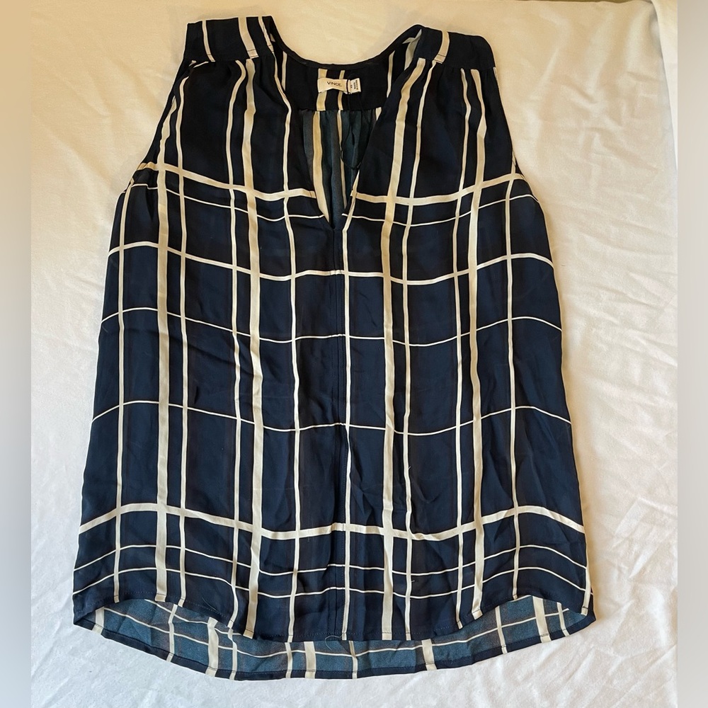 Vince 100% Silk Navy Blue Sleeveless Top Size XS